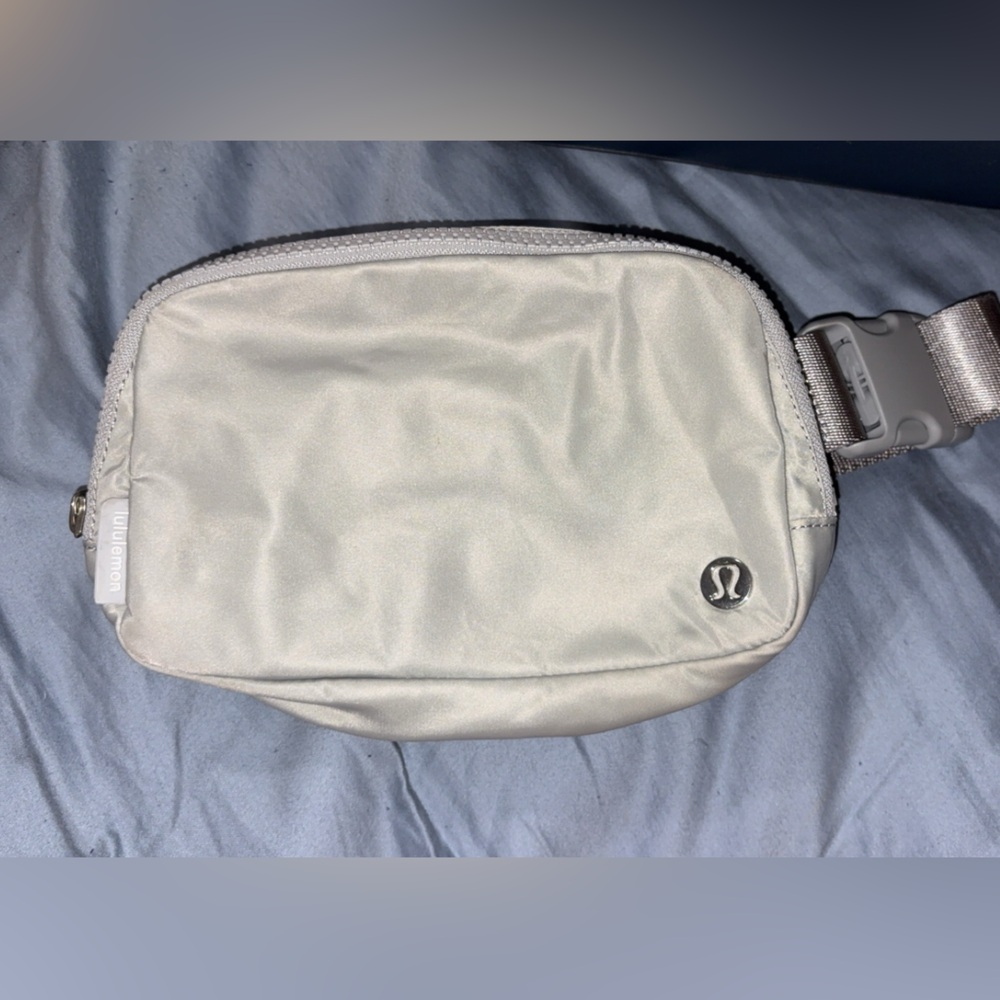lululemon athletica Belt Bag
